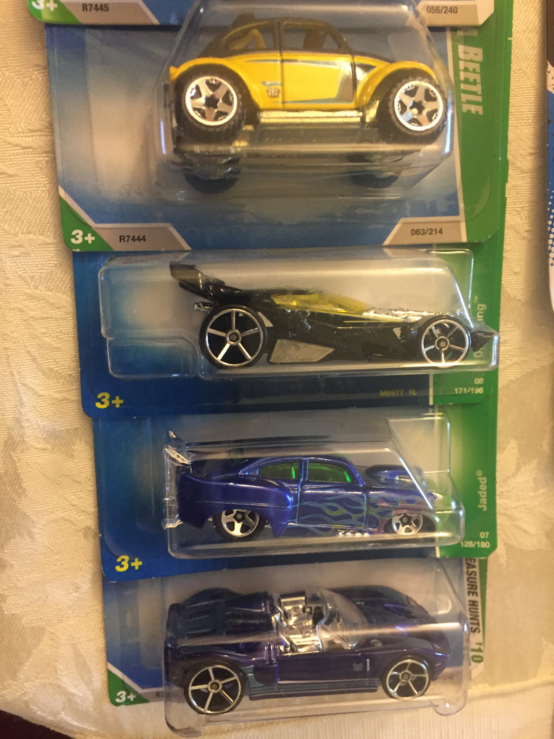Illustration for article titled Colossal Die-Cast Collection - Box 67 - Whattaya Know, Hot Wheels!